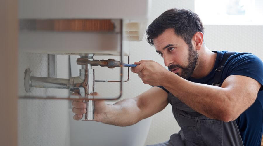 Sink leak detection in Elnora, IN